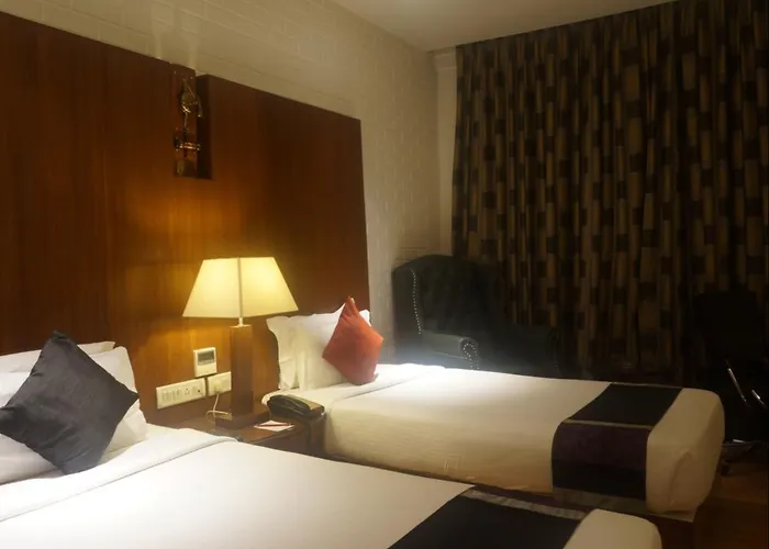 Sfo Hotel And Suites