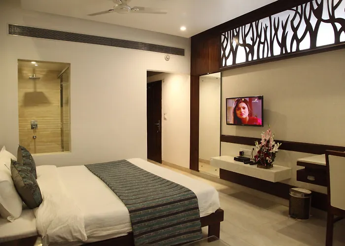 Hotel Emerald