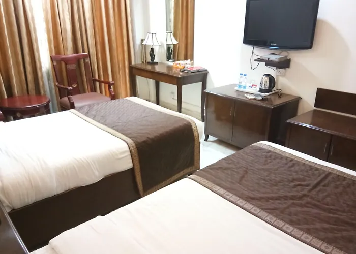 Hotel Kastor- Near Nehru Place
