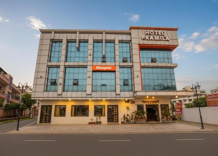 Fabhotel Pramila Inn