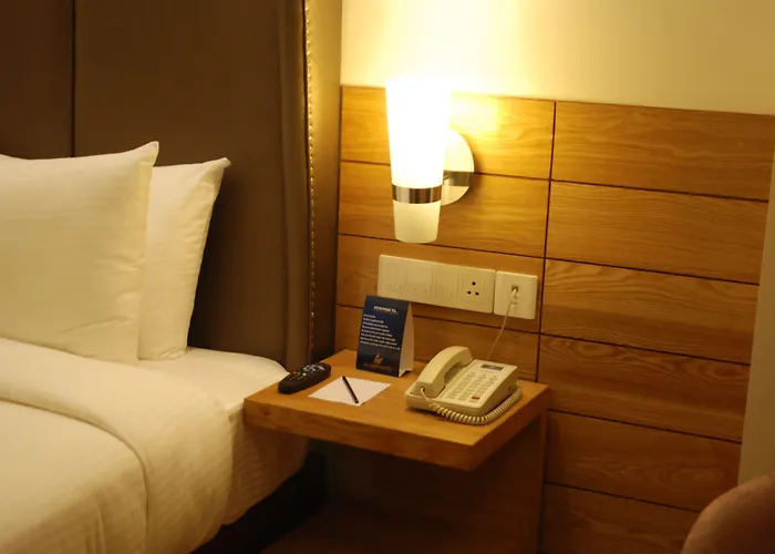 Glades Hotel