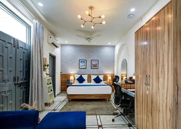 Gallivanto Inn - Rohini
