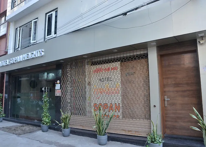 Hotel Sopan Heights