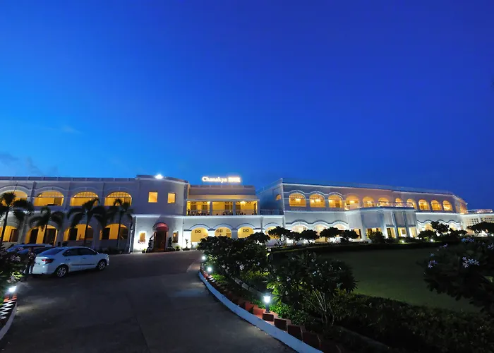 Chanakya Bnr Hotel