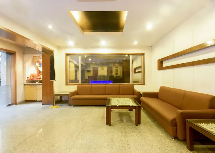 Rapid Lakme Executive Hotel