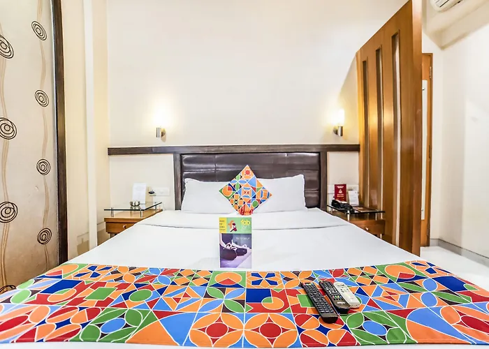 Rapid Lakme Executive Hotel