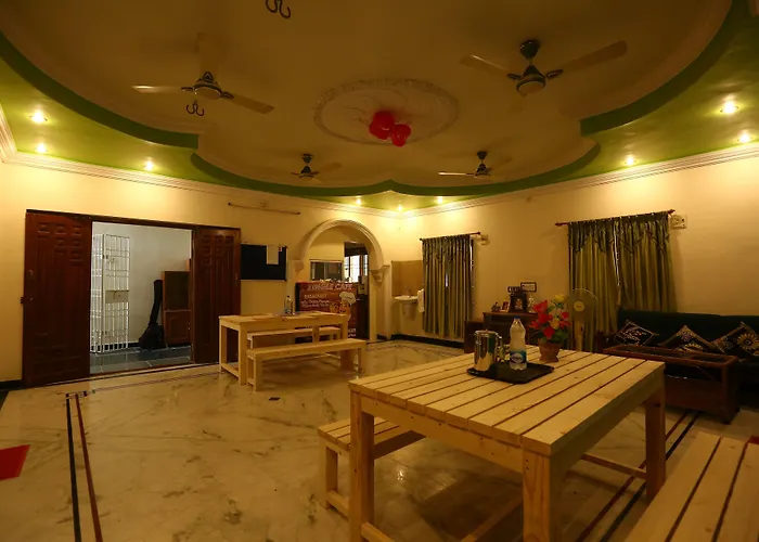 Zingle Stay Airport Hotel
