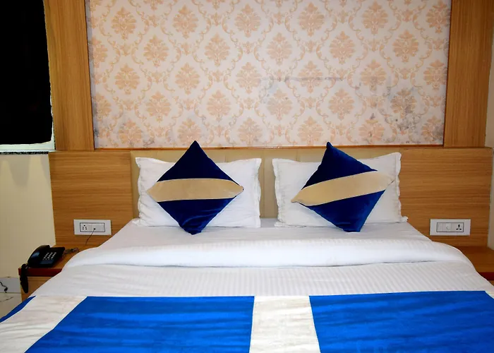 Hotel Midnight