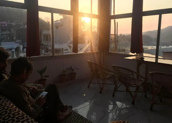 Bluestays Hostel