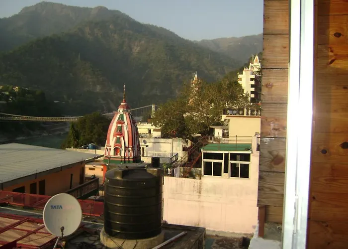 Bluestays Hostel