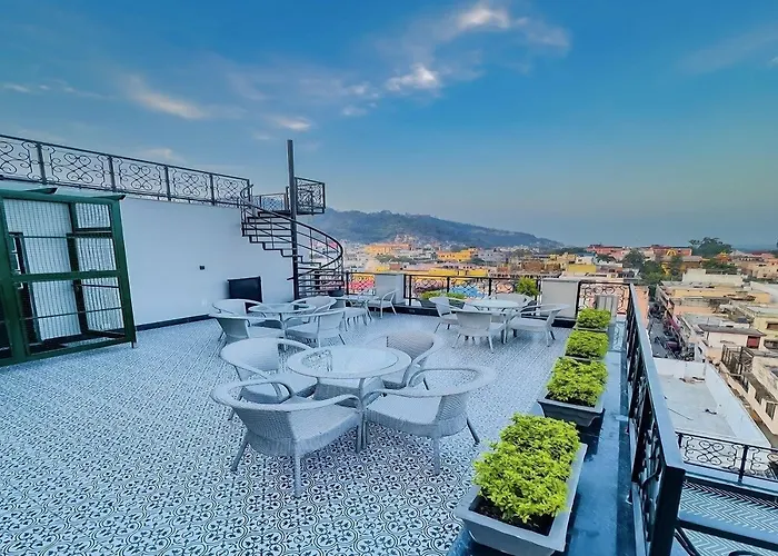 Hotel Wonder Hills,Har Ki Pauri Road Haridwar