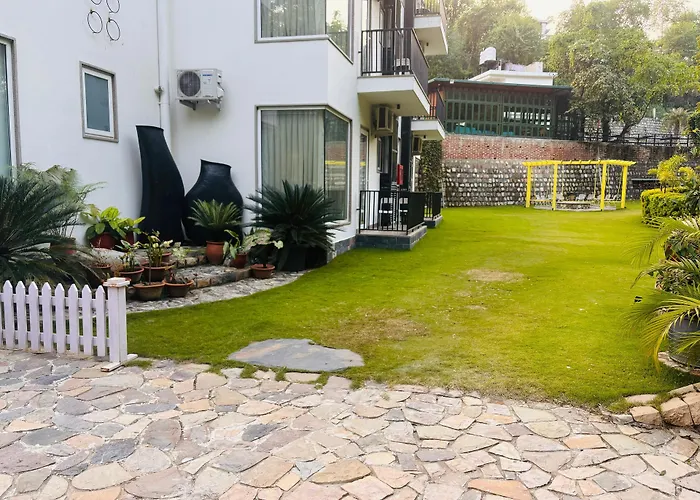 Ataraxia By Alivaa , Mussoorie Foothills, Dehradun