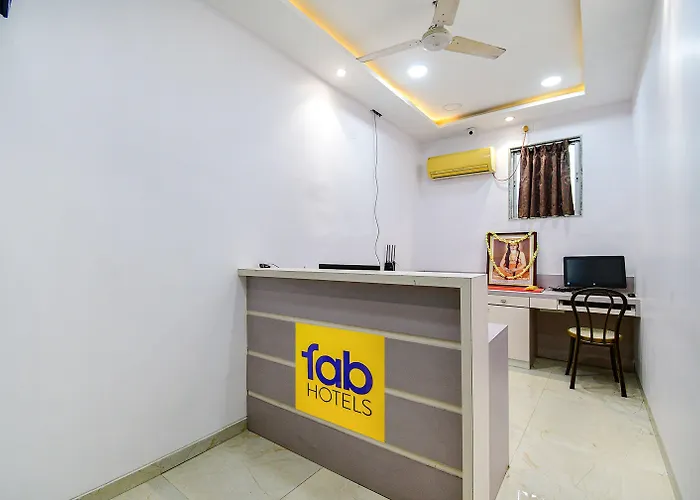 Fabhotel Rani Tower - Chinar Park