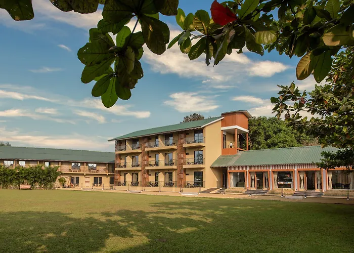 Paramount Riverfront Resort & Spa, Karjat