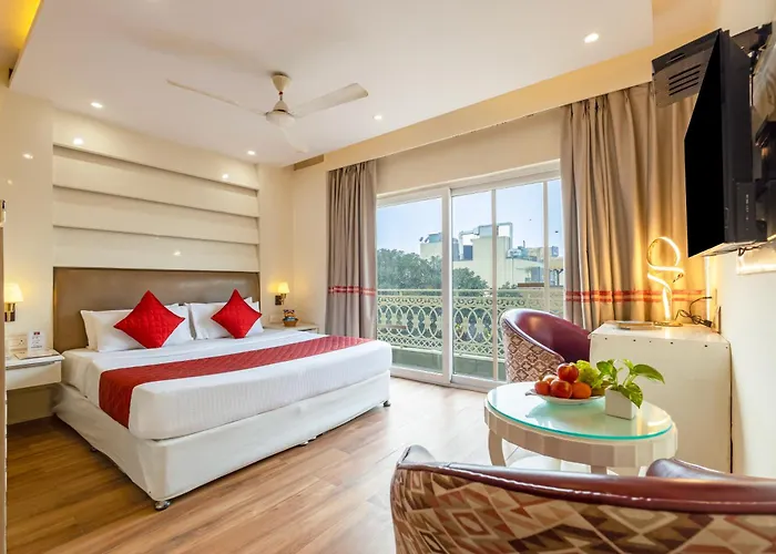 Hotel Picasso Prive - Naraina Vihar Metro Station