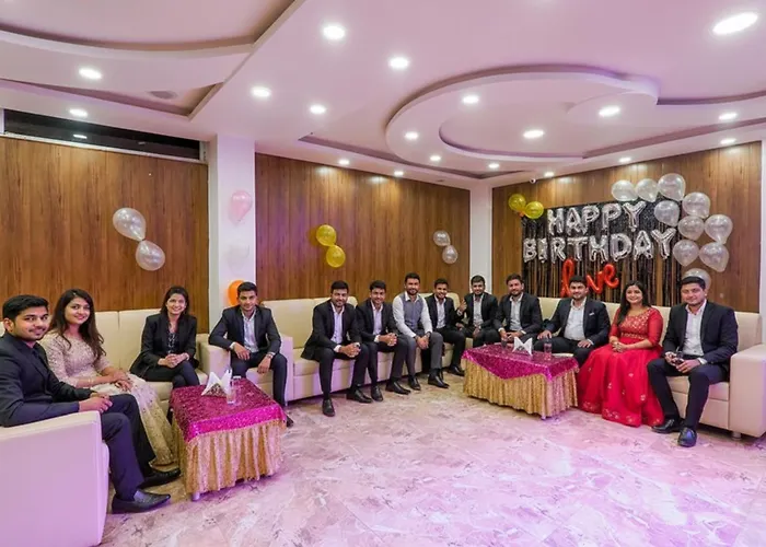 Fabhotel Gmc Grand