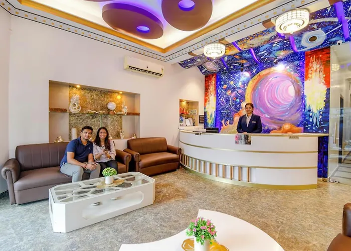 Fabhotel Prime Rockstar Suites - Nr Park Circus 7 Point