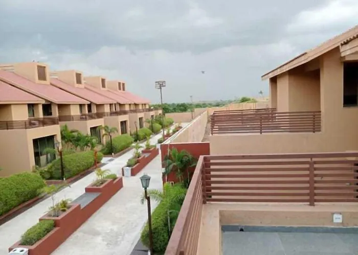 Palette The Royal Castle Resort By Checkin, Rajkot