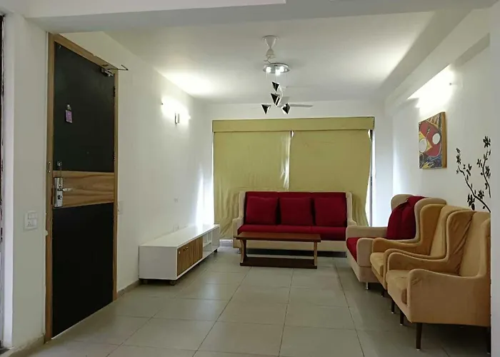 Palette The Royal Castle Resort By Checkin, Rajkot