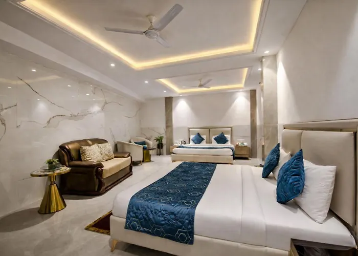 Hotel International Inn - Near Delhi Airport