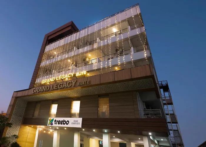 Treebo Premium Grand Legacy Elite With Roof Top Cafe
