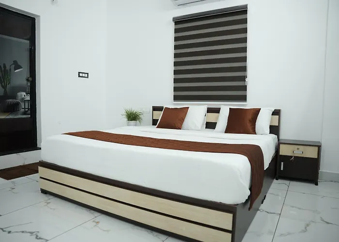 Hotel Gold Suite, Kakkanad