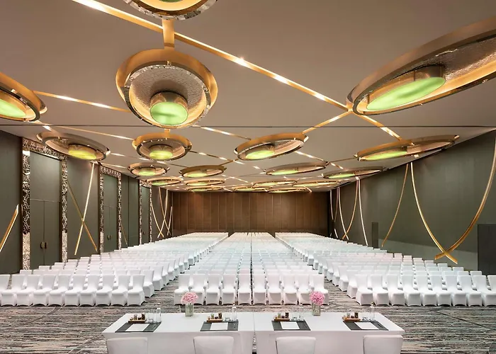 Pullman New Delhi Aerocity