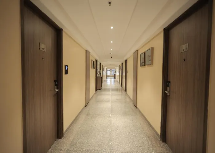 Hotel Dwarkamai, A Pure Vegetarian Hotel