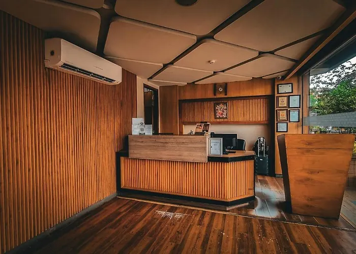 Hotel Platinum Inn