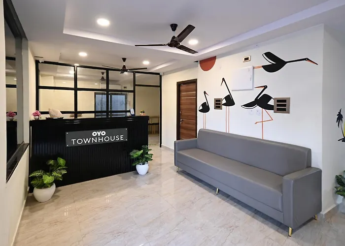 Super Townhouse De Alphabet Karmanghat
