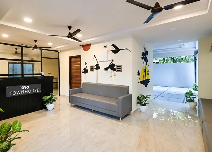 Super Townhouse De Alphabet Karmanghat