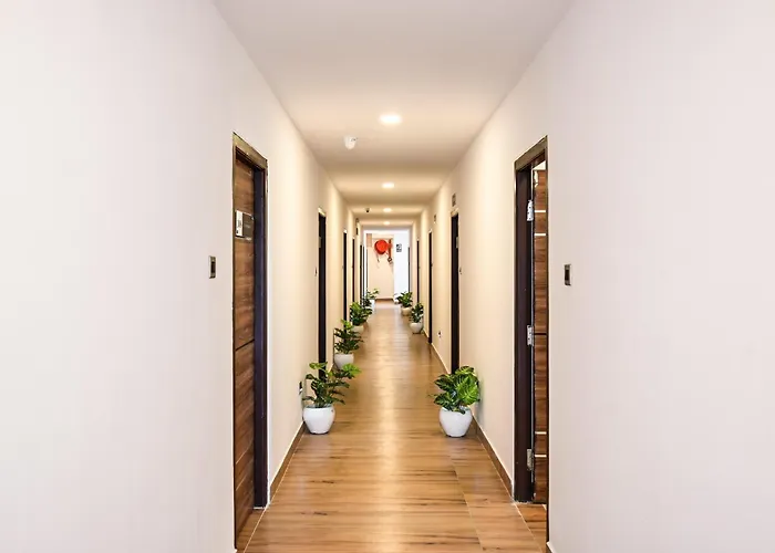 Super Townhouse De Alphabet Karmanghat