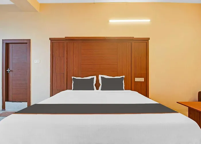 Collection O Hotel Aqua Villa Near Netaji Subhash Chandra Bose International Airport
