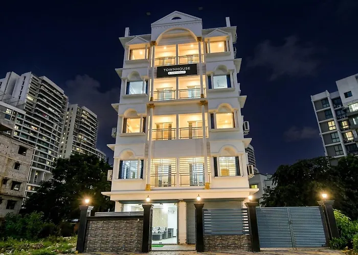 Super Townhouse Rosedale Formerly Reliance Guest House