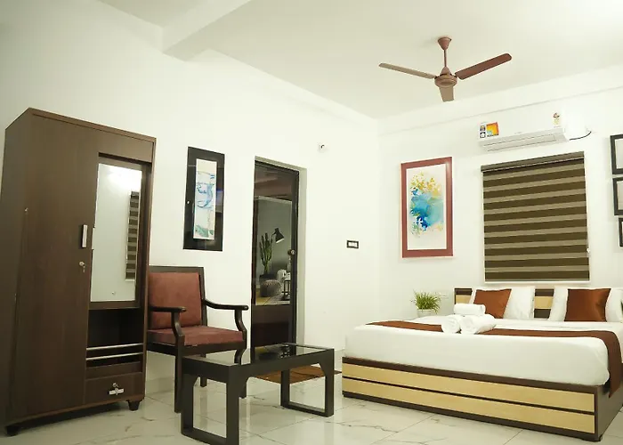 Hotel Gold Suite, Kakkanad