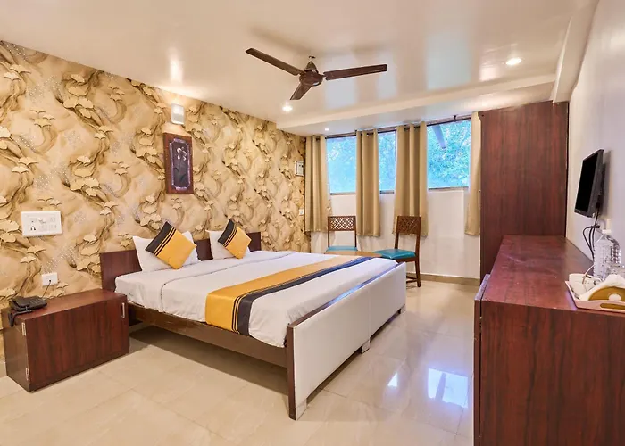 Itsy Hotels Aditya