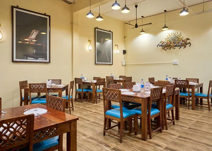 Itsy Hotels Aditya