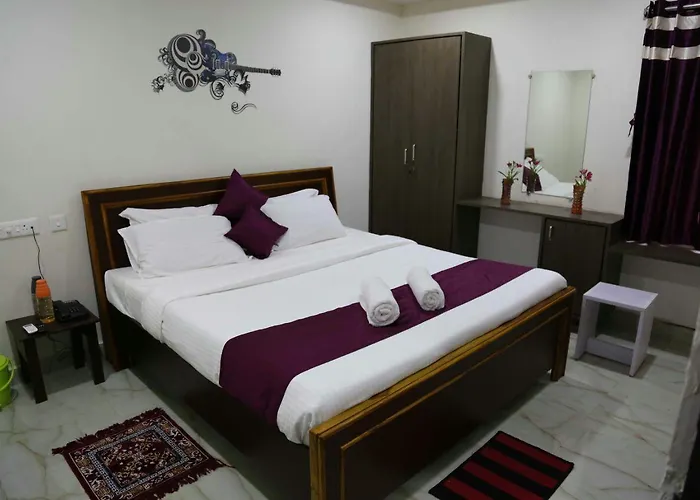 Homey Suites - Vizag Beach