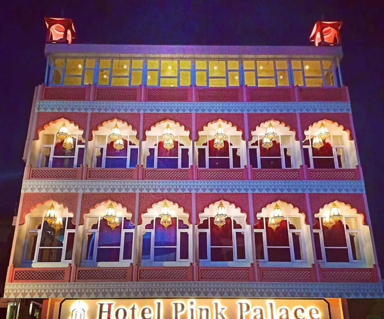 4 Best Family-Friendly Hotels on Sansar Chandra Road, Jaipur