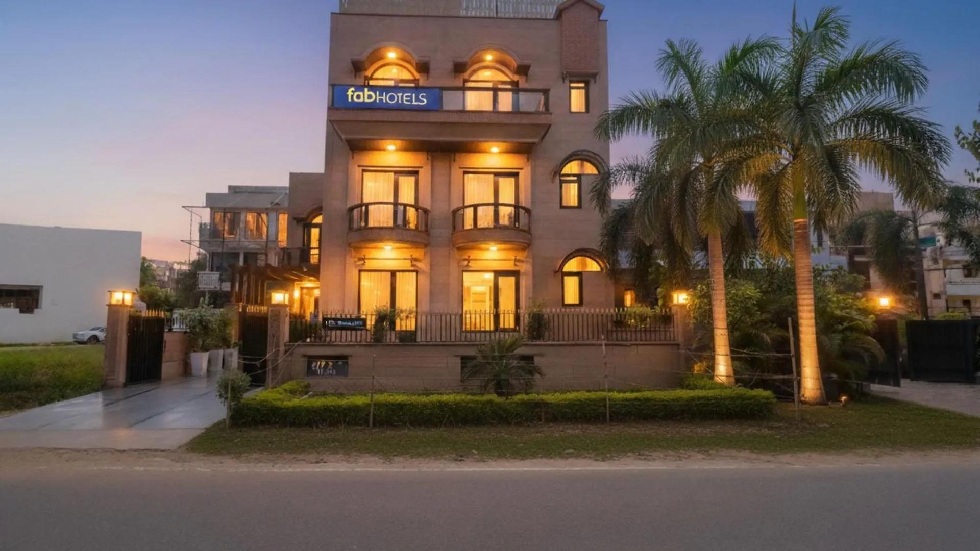7 Airport Hotels Near MGF Metropolitan Mall Worth Booking