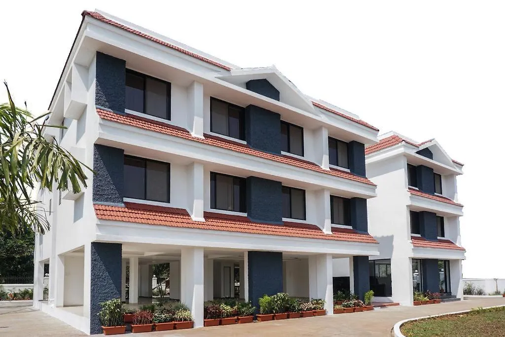 Near Kune Falls: 9 Family Hotels in Khandala Compared