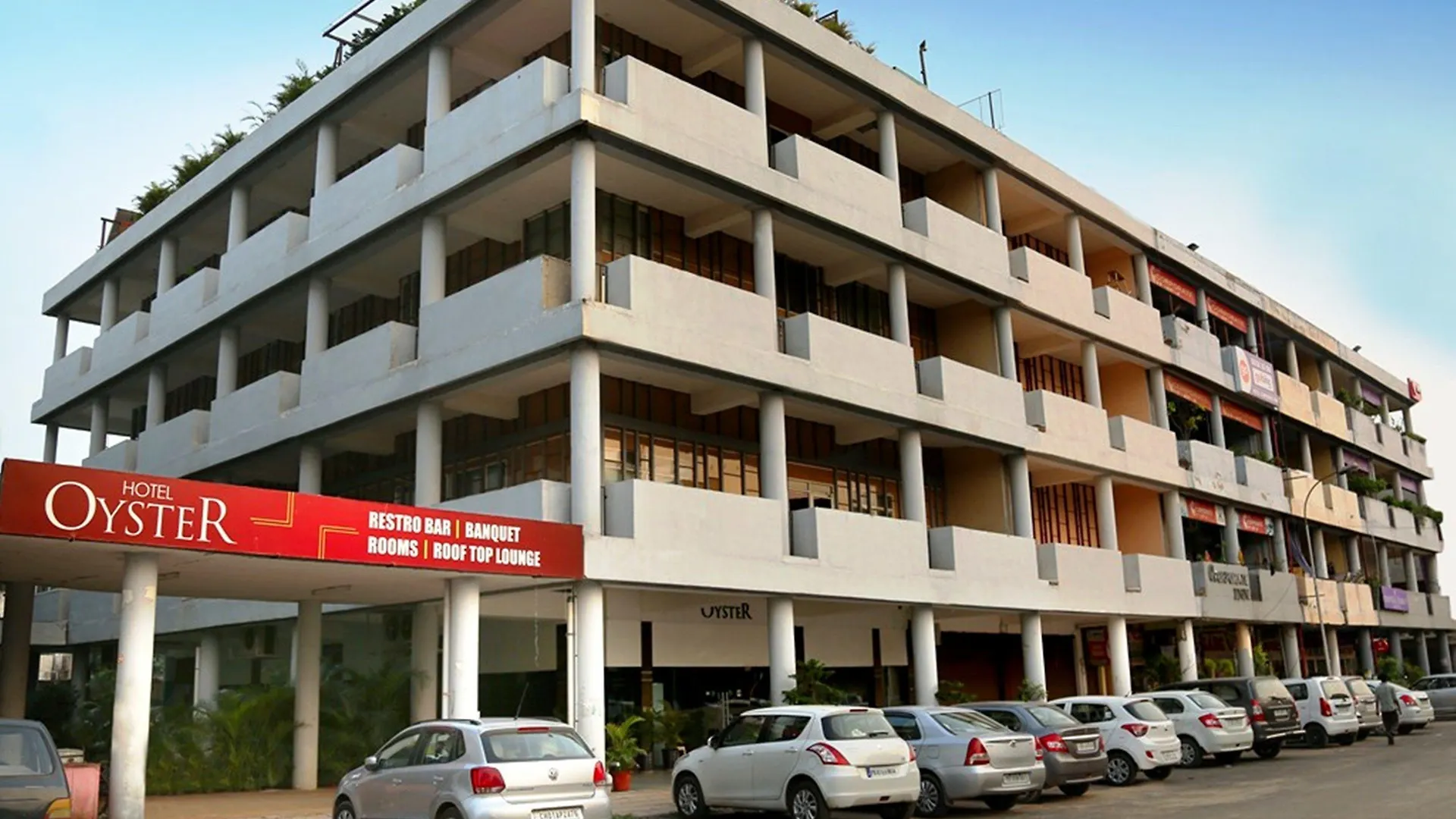 Where to Stay Near Sukhna Lake: 7 Business Hotels Reviewed