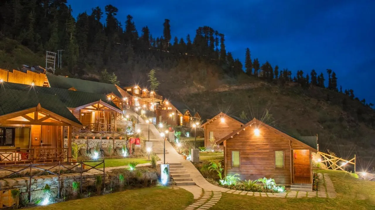 4 Resorts Near Jakhu Temple That Deliver on Shimla's Views