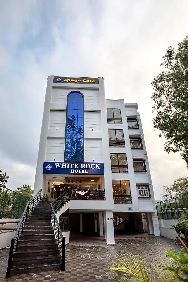 5 Business Hotels Close to Christ Church, Mussoorie
