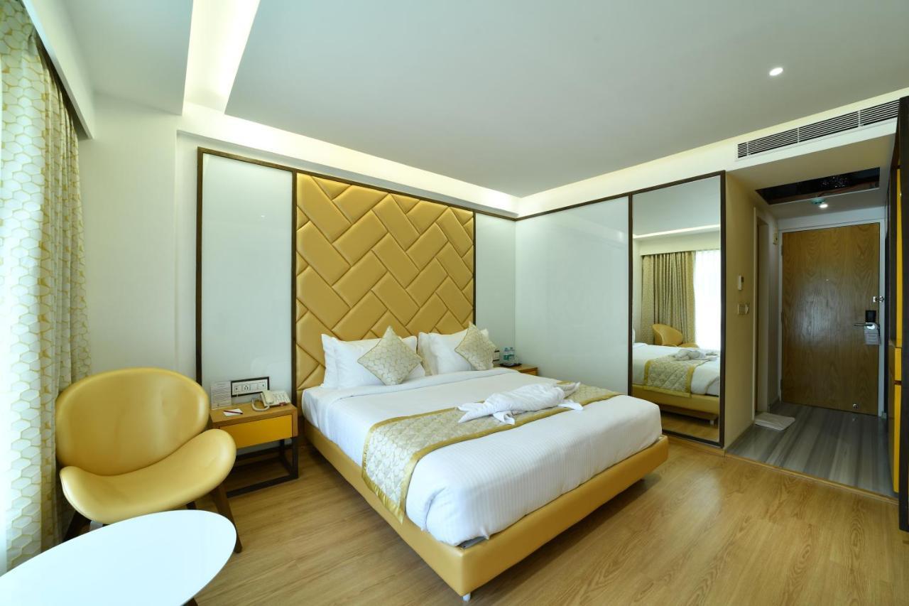 15 Family Hotels Near Bangalore Palace Worth Booking