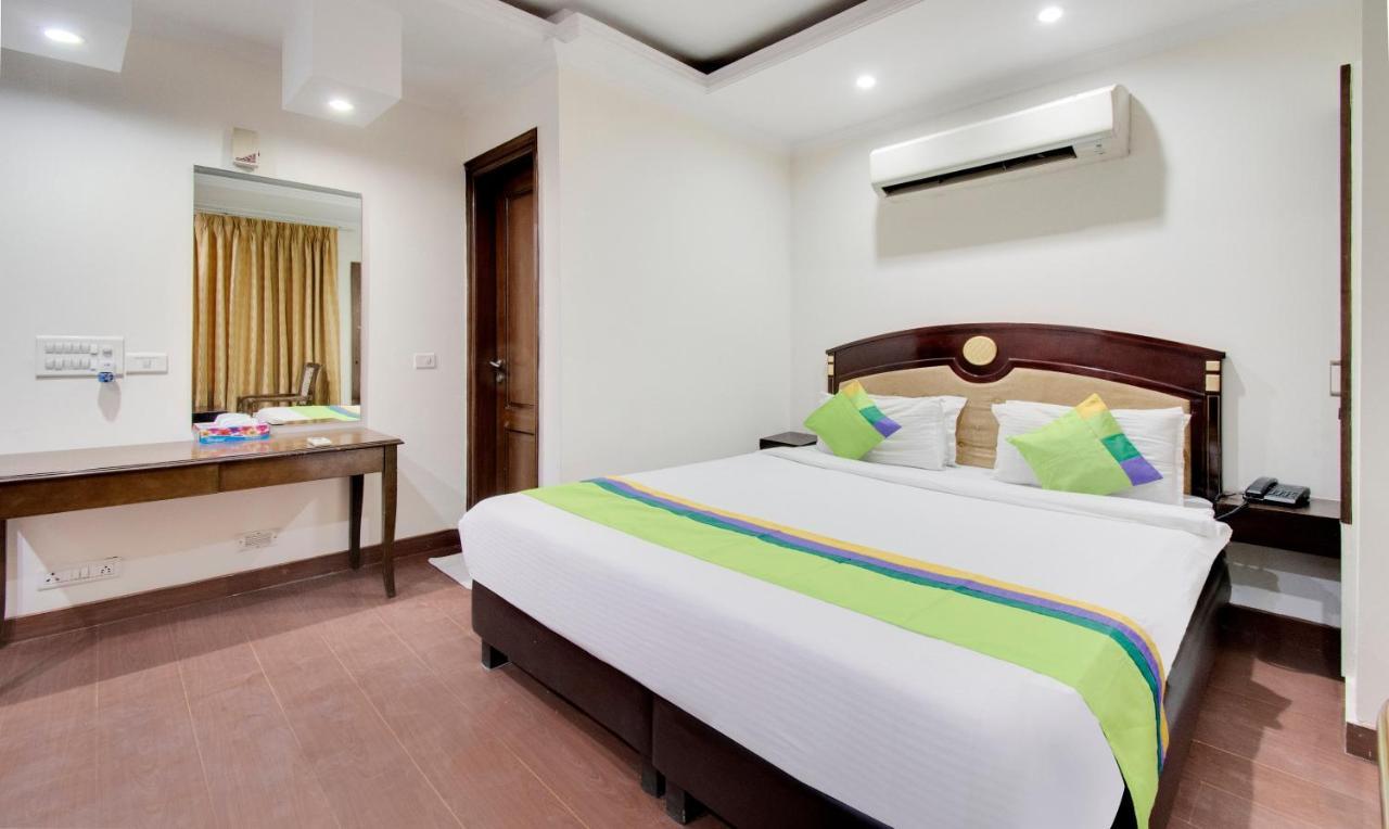 15 Family-Friendly Hotels Close to Safdarjung's Tomb Delhi