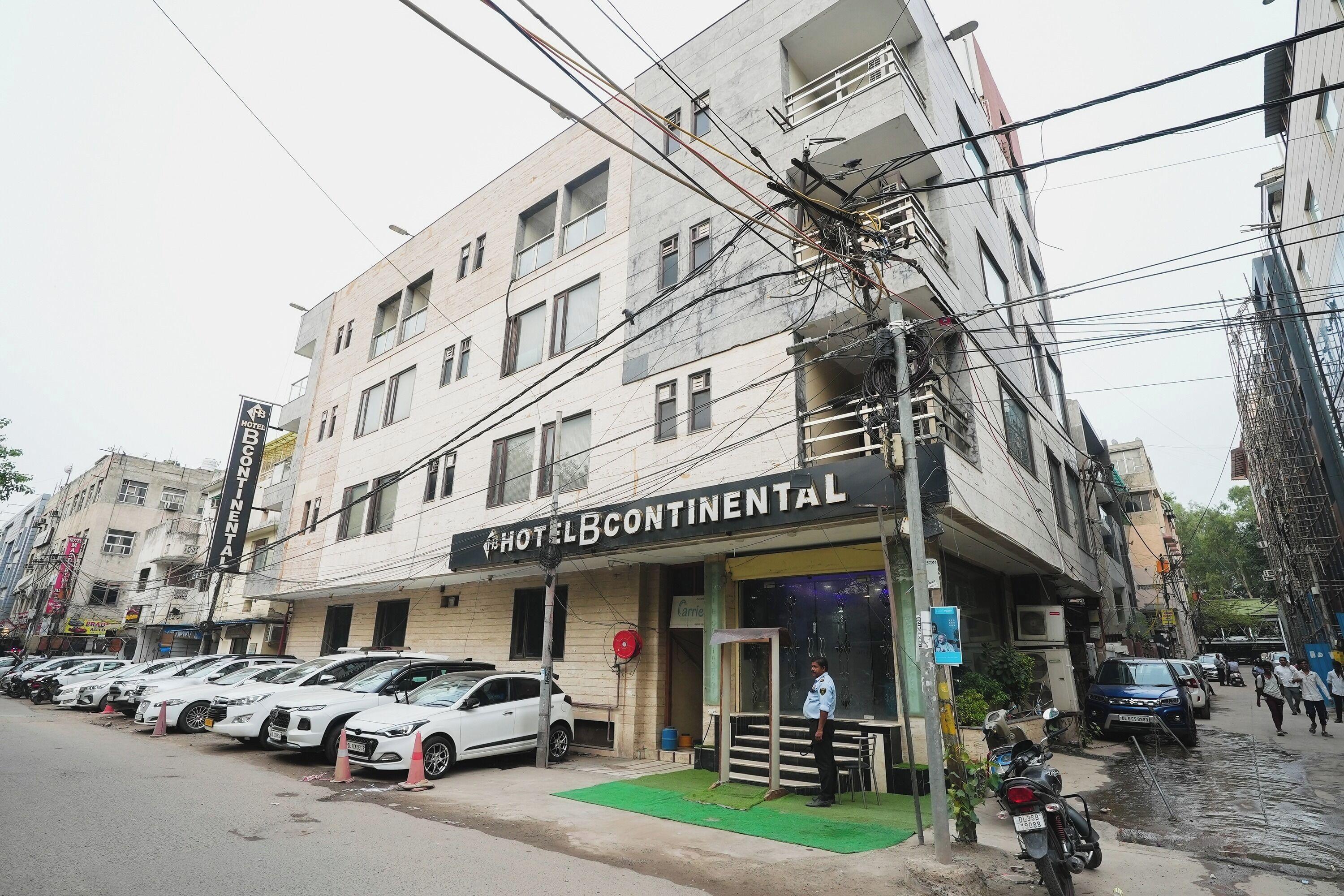 14 Family-Friendly Hotels Near Nehru Planetarium Worth Booking