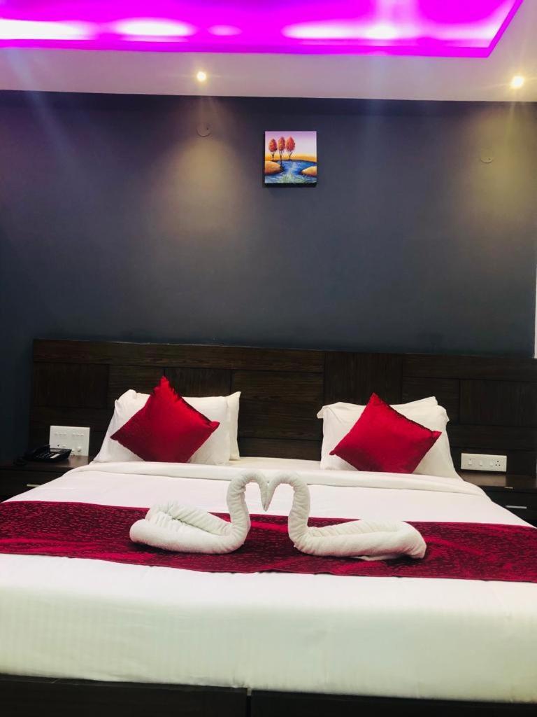 5 Smart Central Hotels Near Madikeri Fort Worth Booking