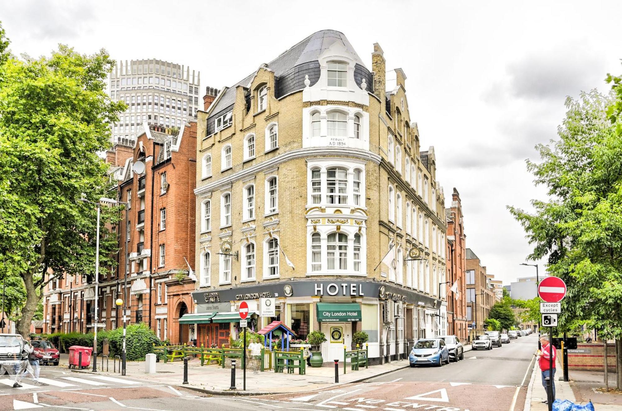 12 Central London Hotels Near Science Museum Worth Booking